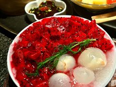 -三出山火锅(南京万象天地店)