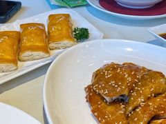 蜜汁叉烧酥-利苑酒家(华熙国际店)
