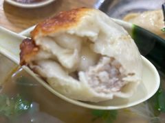 -黄阿姨锅贴大王(万航渡路店)