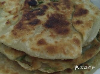 百搭面点葱油饼好吃易做稀饭伴侣