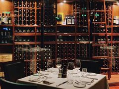 大堂-Wolfgang’s Steakhouse 沃夫冈牛排馆(上海白玉兰广场店)