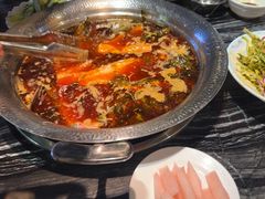 -老船舫·现做活鲜鱼馆(东郊记忆店)