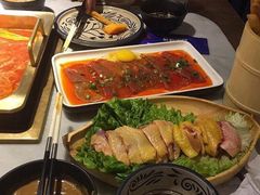 -尚尚仙·酸汤猪手·猪肚鸡火锅(华联万柳购物中心店)