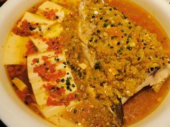 招牌冶味大鱼头-T館·花园艺术餐厅
