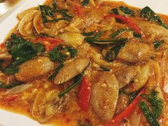 -J Daeng Seafood
