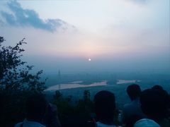 -紫金山山顶公园