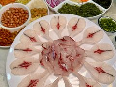 -盛记顺德高佬猪杂粥