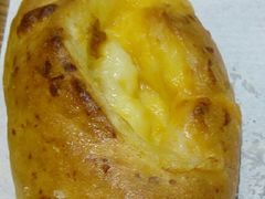 芝士土豆面包-巴黎贝甜(华堂新辰汇店)