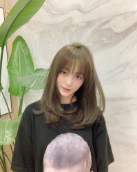 -东秀护肤造型