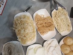 -光头药膳鸡(莱茵小镇店)
