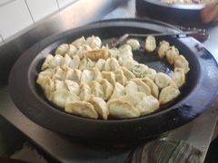 -黄阿姨锅贴大王(万航渡路店)