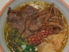 -大食代美食广场(上海中心店)