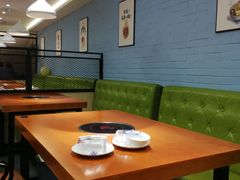 卡座-龙梅肥肠鱼(明瓦廊店)