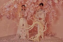 -雪中彩影婚纱摄影·微光艺术中心