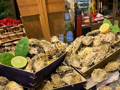 -松山湖凯悦酒店·Café自助餐厅·周末火舞秀表演