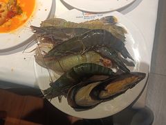 -领鲜活海鲜榴莲自助火锅(东门店)