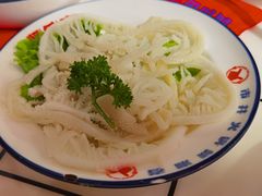 -喜悦小串丹东小黄牛海鲜烧烤大排档(民主广场店)