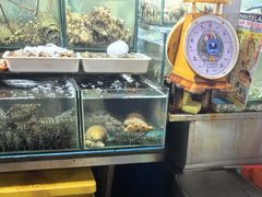 -班赞海鲜市场胖阿姨加工点