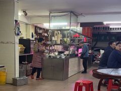 -肥佬良扣肉粉面店(梧州总店)