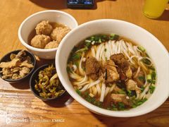 -矮子粉店1985·长沙米粉(湘春路店)