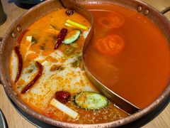 -洱火云南酸菜牛肉火锅(石景山当代商城店)