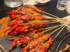 -何师烧烤Pro ·小龙虾·江湖川菜·精酿啤酒(太古里旗舰店)