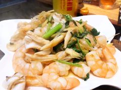 -滋味厨房小酒馆(万达广场店)