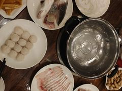 -正能量脆肉鲩火锅