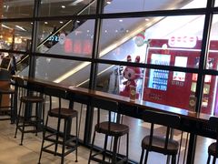 -星巴克(上海虹桥新天地二店)