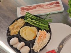 -英雄故事地摊烤肉(马驹桥店)