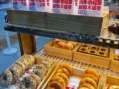 -红星前进面包牛奶公司(五道口购物中心店)