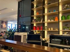 -港丽餐厅(高德置地店)