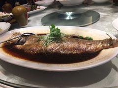 -品悦酒店(三林古镇店)