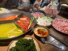 -巴卤社老火锅(财富店)