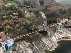 -燕子河大峡谷天坑仙境