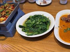 -俭寨大盘鸡·手抓肉·烧烤新疆菜(乌苏路店)