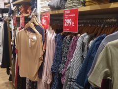 -优衣库(上海虹口龙之梦店)