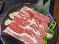 厚切猪五花-九田家黑牛烤肉料理(珠江摩尔店)