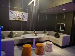 -卡宿自助餐厅(高新万达店)