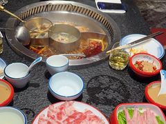 -醉董牛川派鲜肉自选火锅(烟台店)