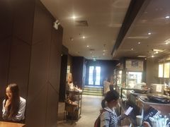 -星巴克臻选(南京金茂览秀城店)