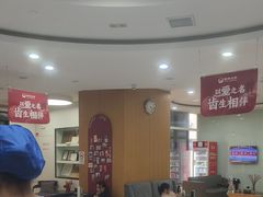 -雅悦齿科(顾村公园店)
