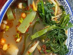 -重庆火红麻辣烫(伟超置业大厦店)