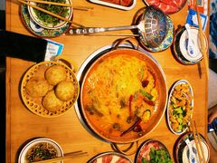 -洱火云南酸菜牛肉火锅(石景山当代商城店)