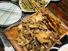 -小俩口烧烤东北菜(双井店)