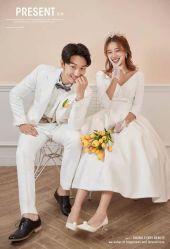 -雪中彩影婚纱摄影·微光艺术中心