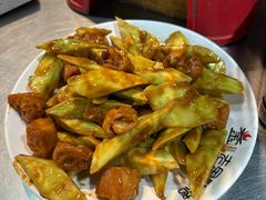 -清真·老金烧烤·小龙虾(山大路店)