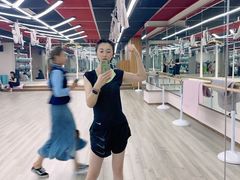 -英派斯健身旗舰店(海信国际中心馆)