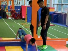 -能量学院少儿体能运动馆(公园1872店)