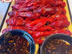 -肥肥虾庄·金牌油焖大虾(首义路店)